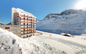 2 Bedroom Nice Apartment In La Mongie